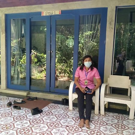 Lanlay Home Stay Krabi Ao Luk Exteriör bild